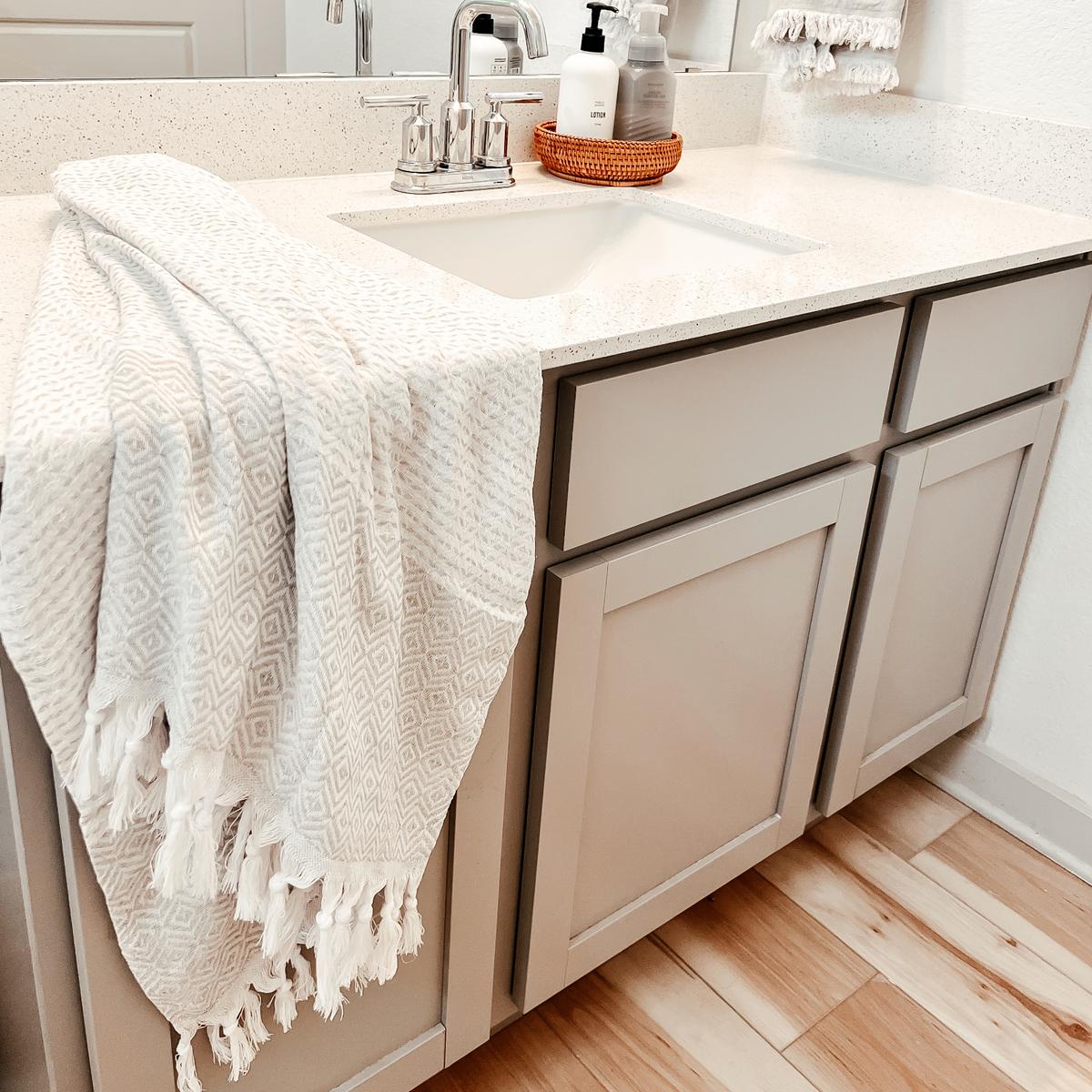 XL Turkish Cotton Towel 200 GSM Oversized Bath Beach Swim Hair Picnic Throw